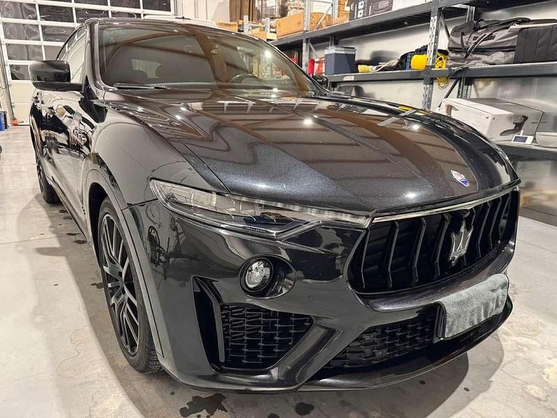 Usata Maserati Levante 250 CV (183 kW) 2019 Nero SUV