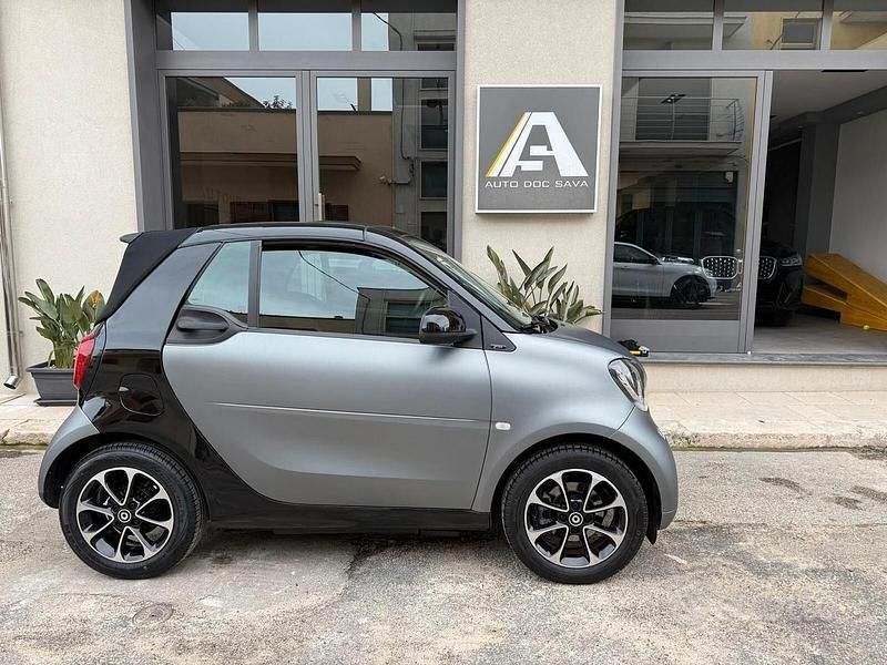 Usata Smart ForTwo Cabrio Passion 71 CV (52 kW) 2017 Grigio Cabrio