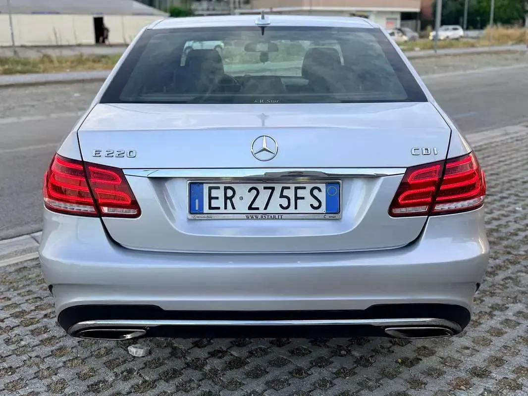 Usata Mercedes E220 Avantgarde 170 CV (125 kW) 2013 Berlina