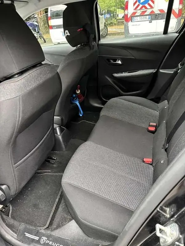 Usata Peugeot 208 Style 75 CV (55 kW) 2025 Utilitaria