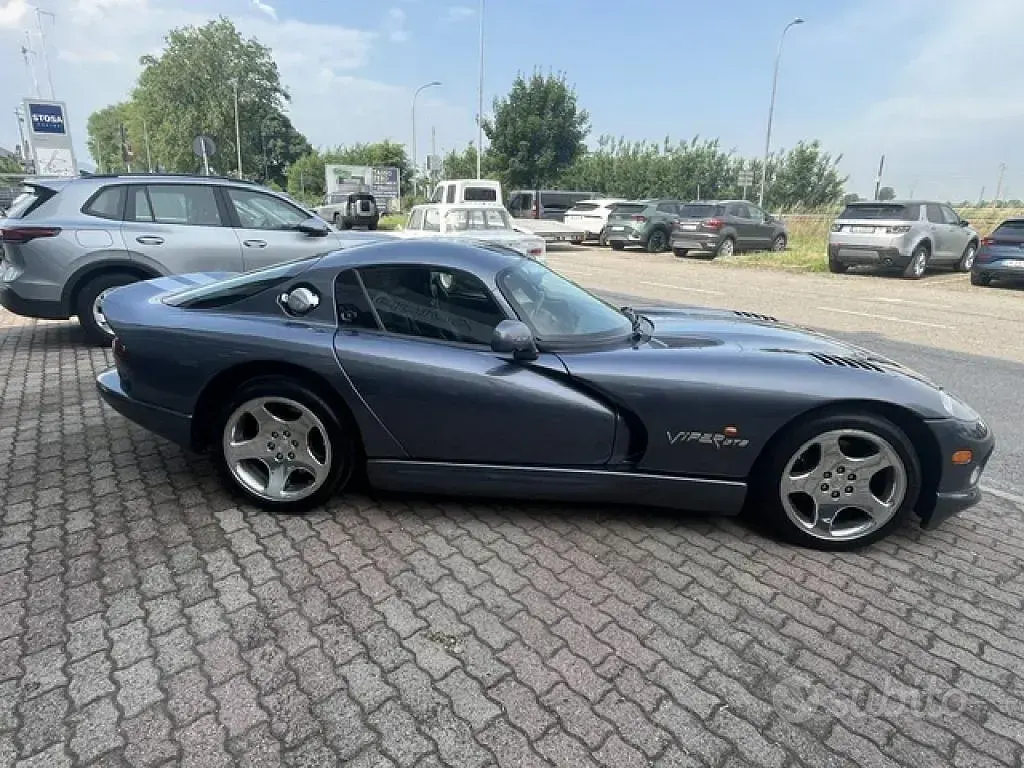 Usata Chrysler Viper 389 CV (286 kW) 2000 Grigio Coupé
