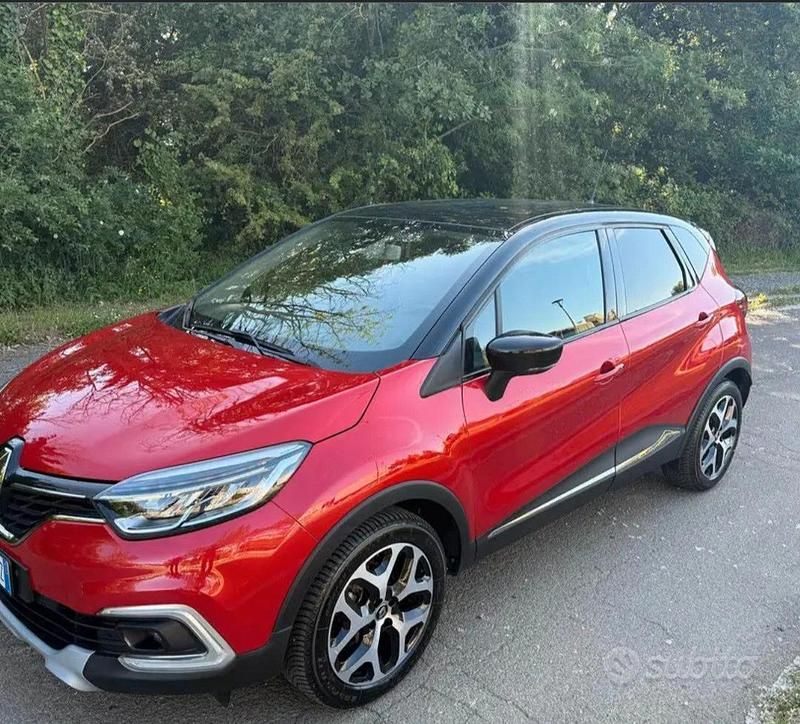 Usata Renault Captur 2019 Rosso SUV