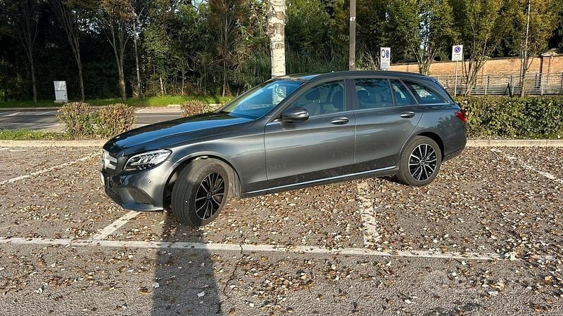 Usata Mercedes C180 Business 116 CV (85 kW) 2019 Grigio Station wagon