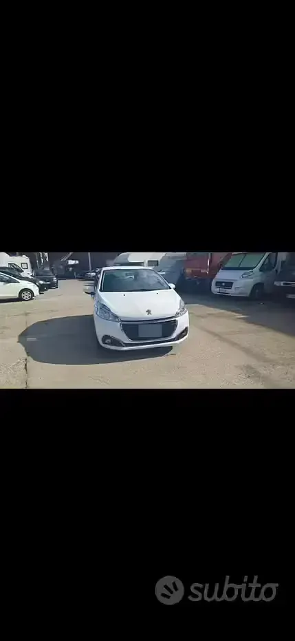 Usata Peugeot 208 120 CV (88 kW) 2017 Bianco Utilitaria