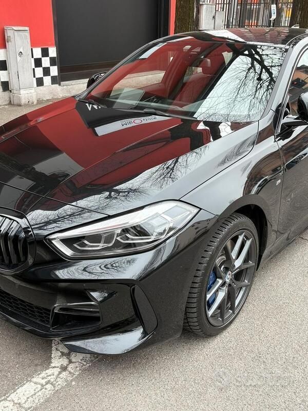 Usata BMW 120 M Sport 190 CV (139 kW) 2023 Nero Utilitaria