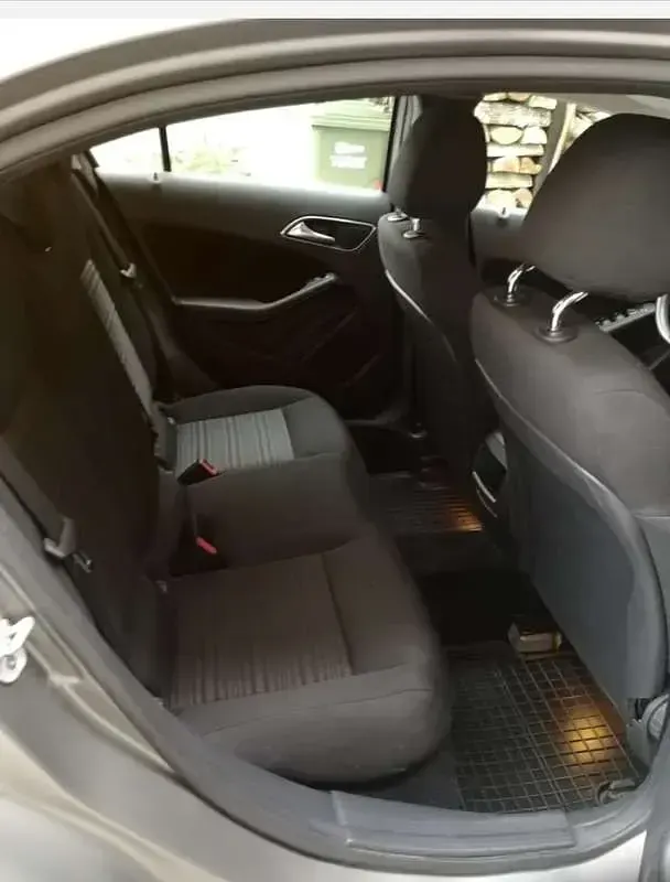 Usata Mercedes A180 Executive 109 CV (80 kW) 2017 Utilitaria