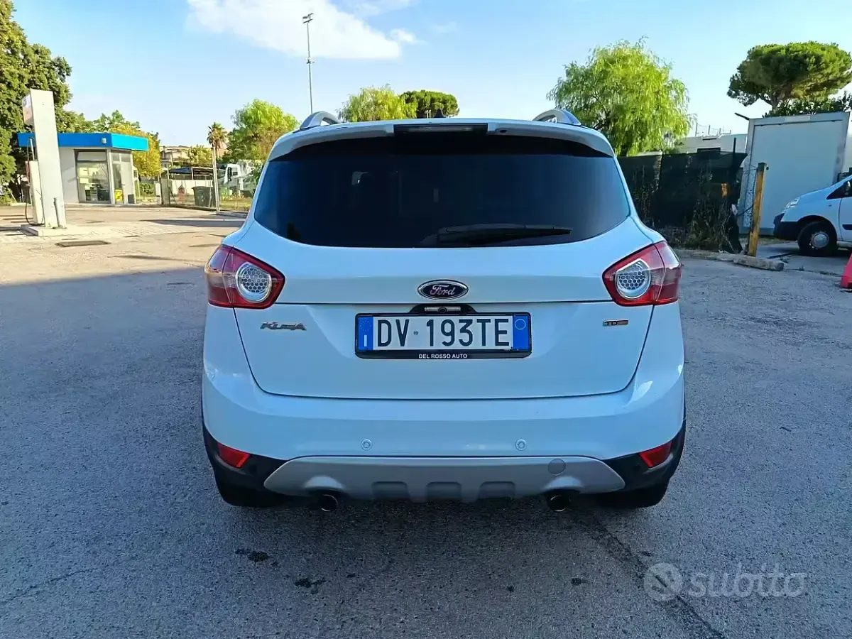 Usata Ford Kuga 136 CV (100 kW) 2009 Bianco SUV
