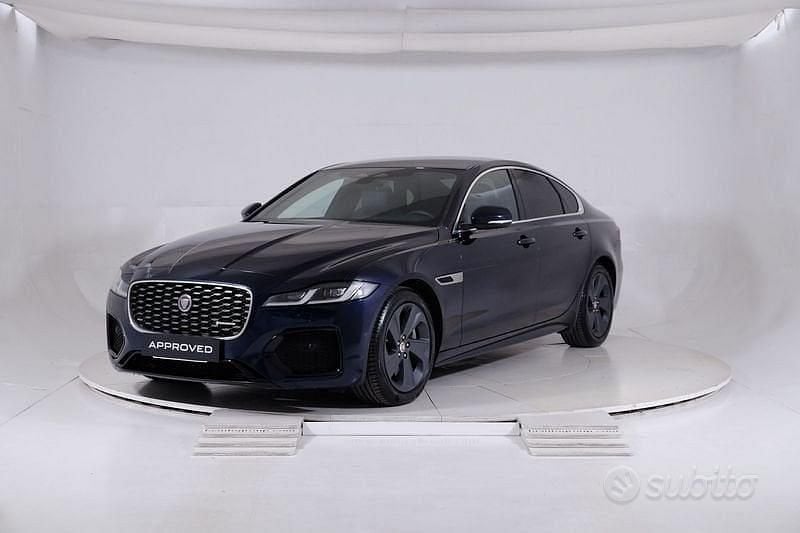 Usata Jaguar XF R-Dynamic 204 CV (150 kW) 2023 Blu Berlina