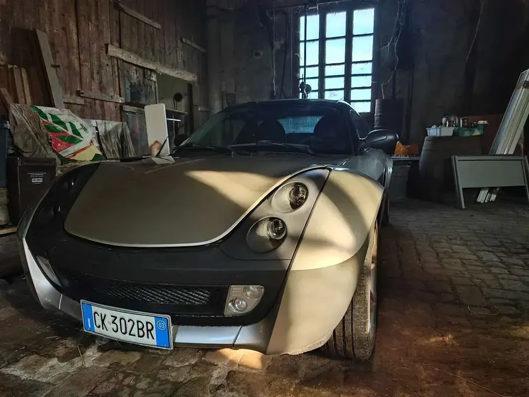 Usata Smart Roadster 61 CV (44 kW) 2003 Grigio Cabrio