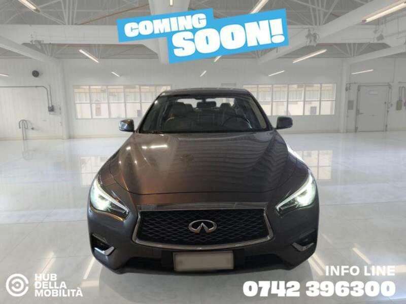 Grigio(met.) Usata 2018 Infiniti Q50 Premium Tre volumi | 16.500 € - Immagine 1/4