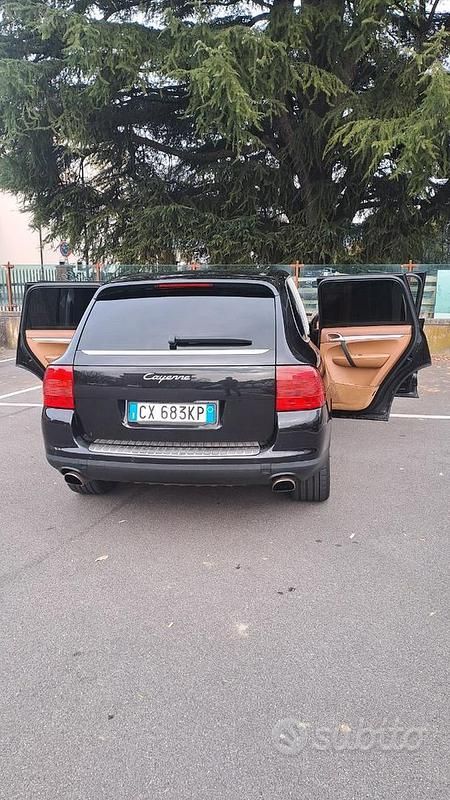 Usata Porsche Cayenne 250 CV (183 kW) 2005 Nero SUV
