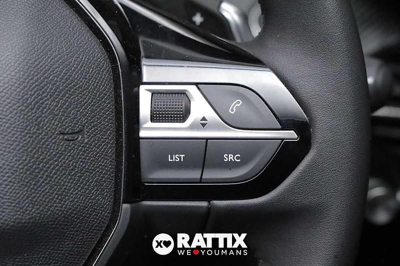 Usata Peugeot 208 Allure 110 CV (80 kW) 2025 Grigio Utilitaria