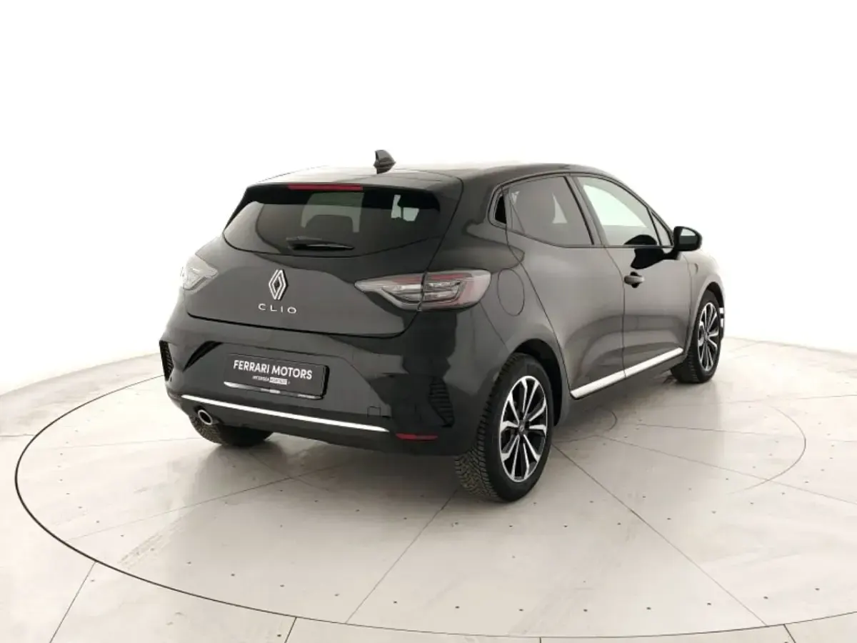 Usata Renault Clio Techno 91 CV (66 kW) 2025 Nero Utilitaria