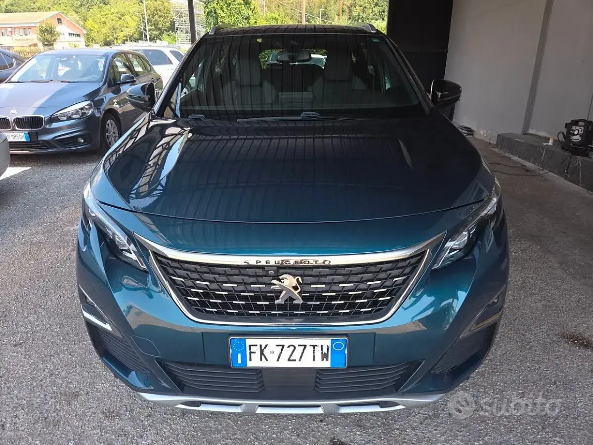 Usata Peugeot 5008 GT-line 150 CV (110 kW) 2017 Blu SUV