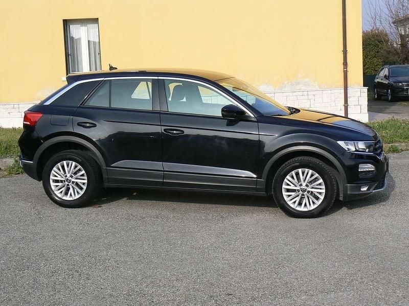 Usata VW T-Roc Business 150 CV (110 kW) 2021 Nero SUV