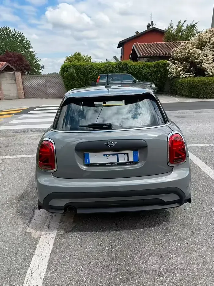 Usata Mini One Clubman 136 CV (100 kW) 2021 Grigio Station wagon