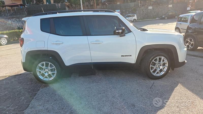 Usata Jeep Renegade 130 CV (95 kW) 2024 Bianco SUV
