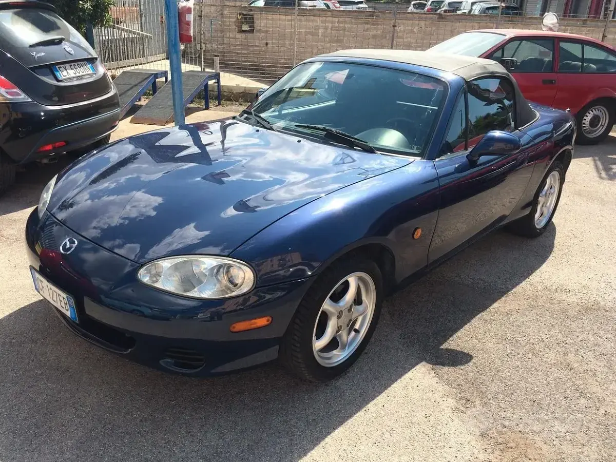 Usata Mazda MX5 110 CV (80 kW) 2003 Cabrio
