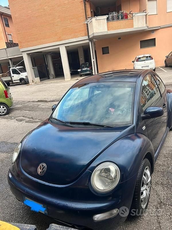 Usata VW Beetle 102 CV (75 kW) 2001 Blu Utilitaria