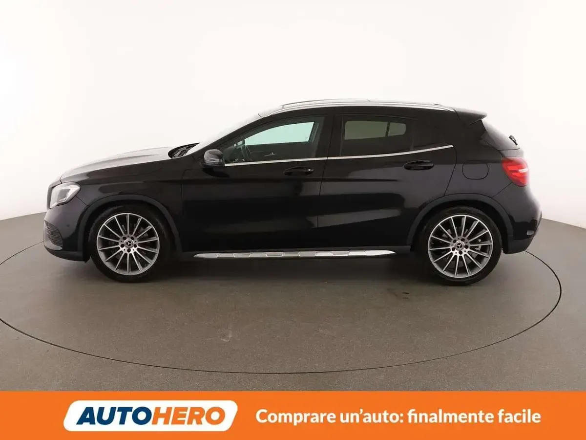 Usata Mercedes GLA250 AMG line 211 CV (155 kW) 2018 Nero SUV