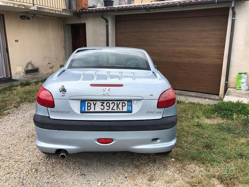 Grigio Usata 2003 Peugeot 206 CC Cabrio | 2500 € (Buon prezzo) - Immagine 1/4