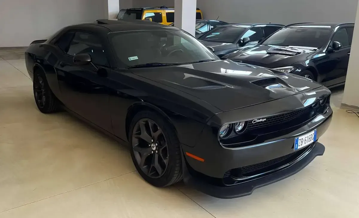 Usata Dodge Challenger 313 CV (230 kW) 2018 Nero Coupé