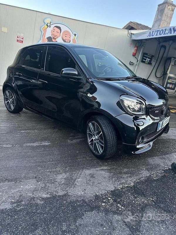 Usata Smart ForFour Brabus 2018 Nero Utilitaria