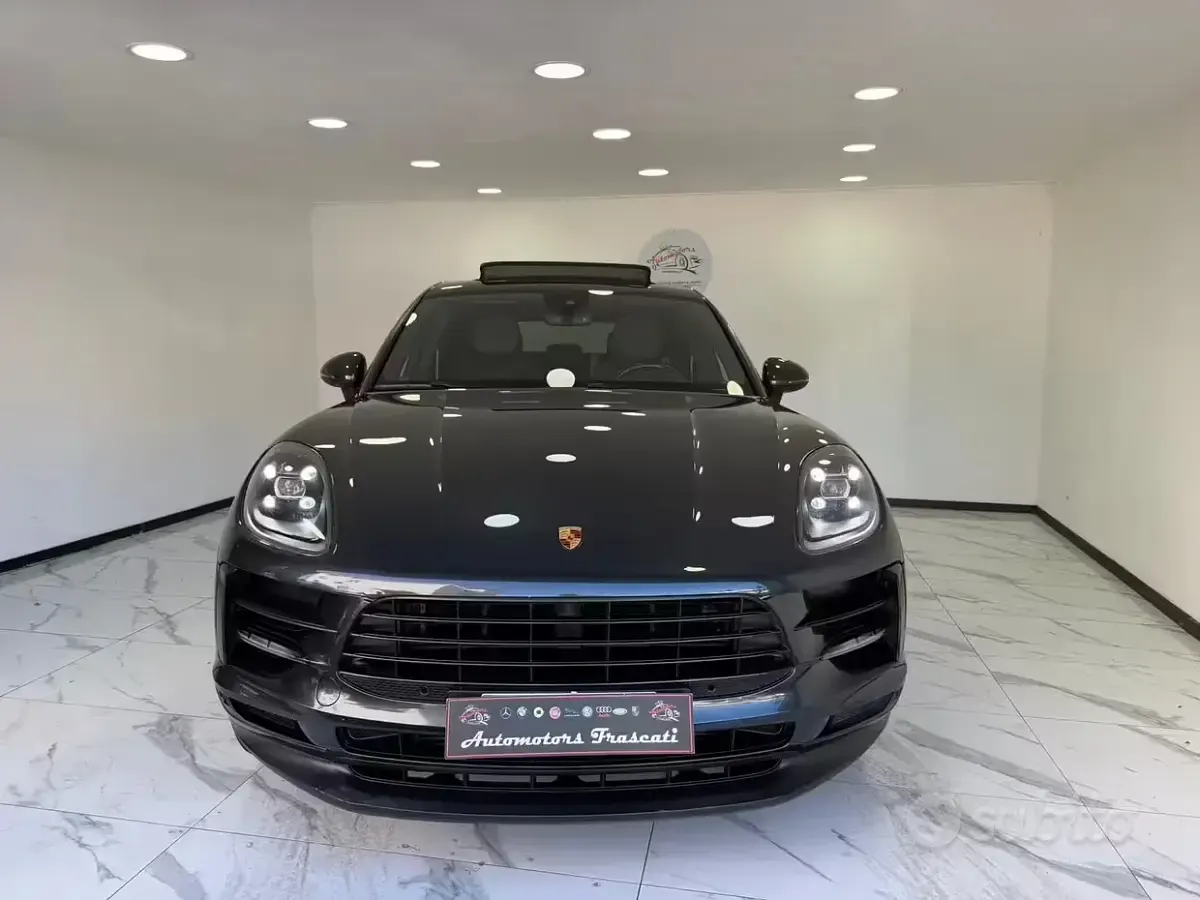 Usata Porsche Macan 245 CV (180 kW) 2021 Grigio SUV