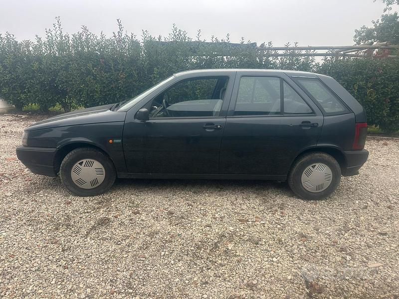 Usata 1992 Fiat Tipo Tre volumi | 600 € - Immagine 1/4