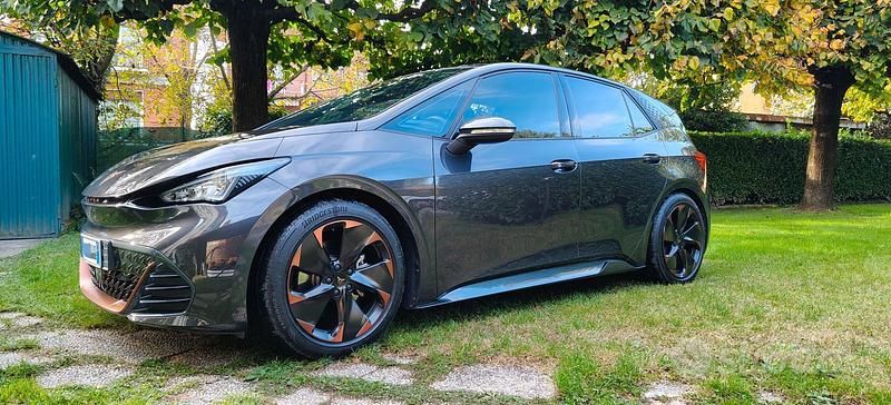 Usata Cupra Born 150 kW (204 CV) 2023 Utilitaria