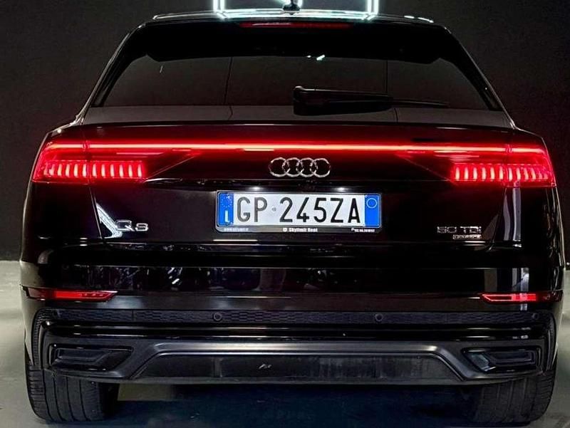 Usata Audi Q8 Ambiente 286 CV (210 kW) 2023 Nero SUV