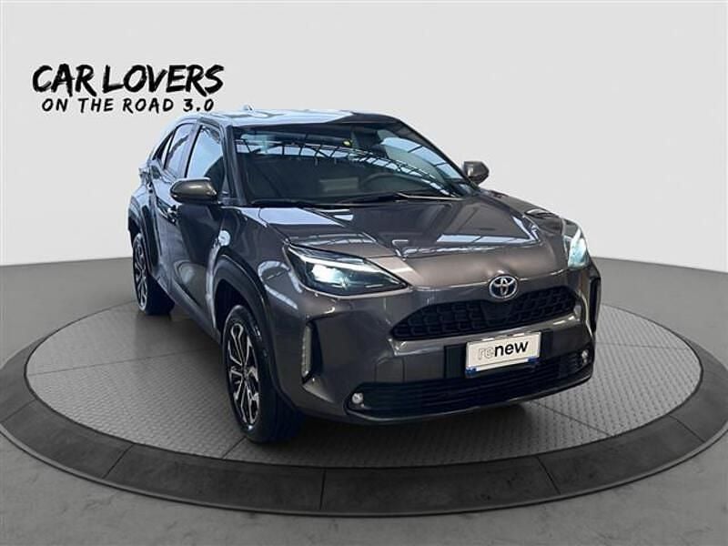 Usata Toyota Yaris Cross Trend 116 CV (85 kW) 2021 Grigio scuro SUV