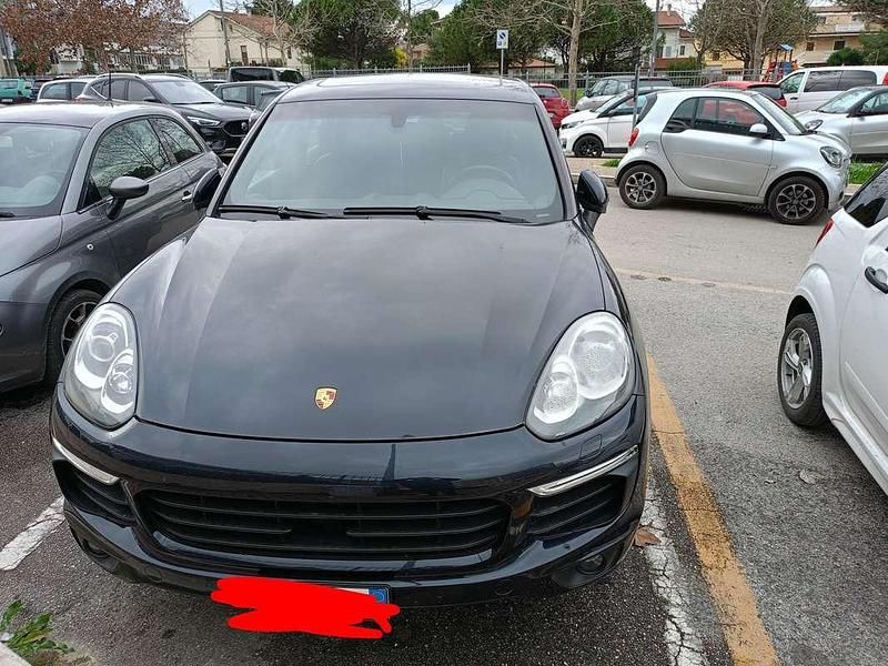 Usata Porsche Cayenne Turbo 250 CV (183 kW) 2015 SUV