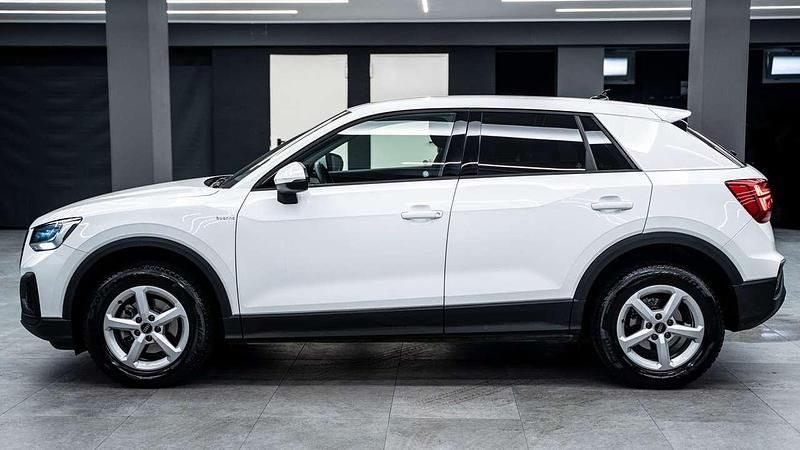 Usata Audi Q2 Advanced 110 CV (80 kW) 2023 Bianco metallizzato SUV