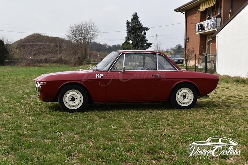 Occasion Lancia Fulvia 101 ch (74 kW) 1960 Rouge Coupé