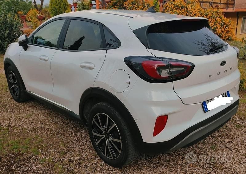 Usata Ford Puma Titanium 120 CV (88 kW) 2021 Bianco SUV