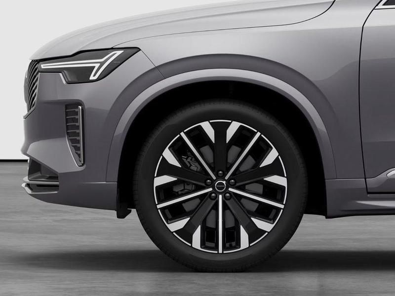 Neu Volvo XC90 Core 251 PS (184 kW) 2025 SUV