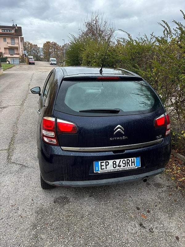 Blu Usata 2011 Citroën C3 Tre volumi | 3500 € (Ottimo prezzo) - Immagine 1/3