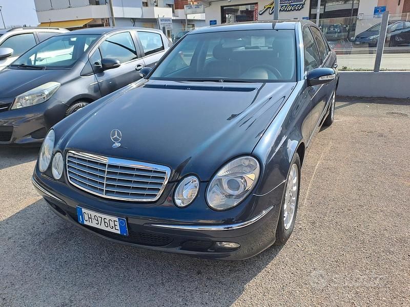 Usata Mercedes E320 Elegance 2004 Nero Berlina