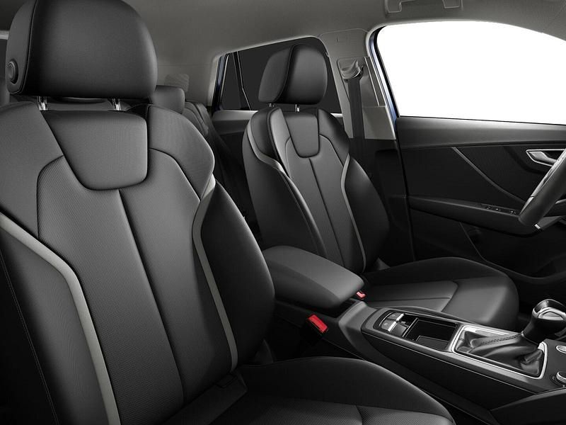 Nuova Audi Q2 Comfort 2026 Blu navarra metallizzato SUV