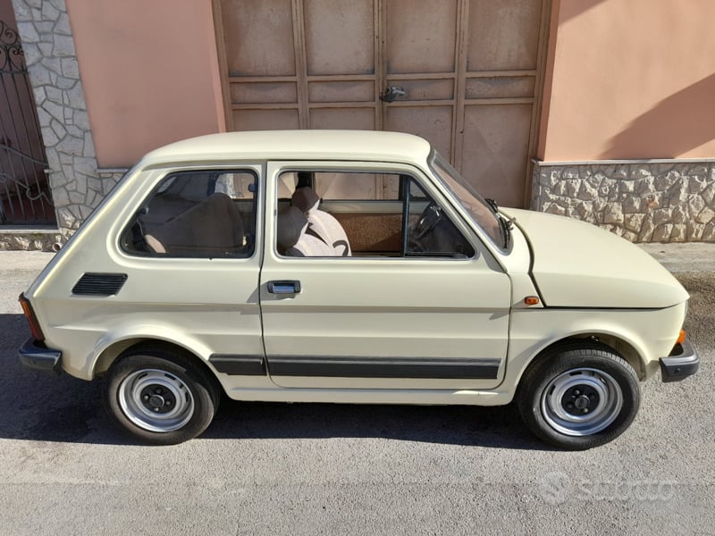 Usato 1985 Fiat 126 0.7 Benzin 24 CV (4.400 €)