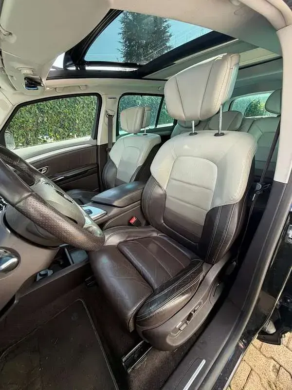 Usata Renault Espace Initiale Paris 160 CV (117 kW) 2016 Nero Monovolume