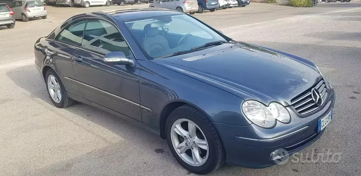 Usata Mercedes CLK200 163 CV (119 kW) 2004 Bluazzurro Coupé