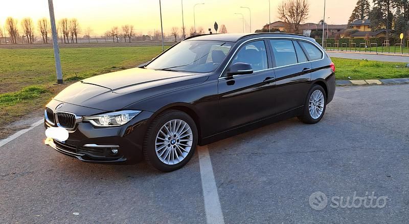 Nero Usata 2019 BMW 316 Luxury Line Station wagon | 17.000 € (Buon prezzo) - Immagine 1/4