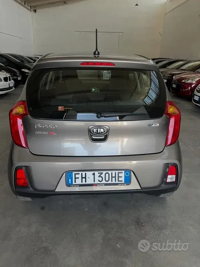 Usata Kia Picanto 68 CV (50 kW) 2017 Grigio Utilitaria