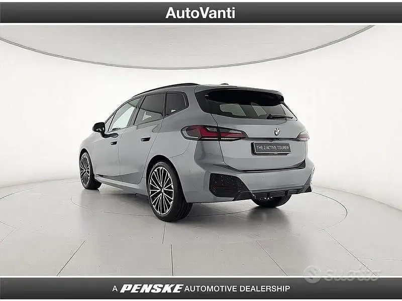 Nuova BMW 218 Active Tourer Comfort Edition 150 CV (110 kW) 2026 Grigio Monovolume