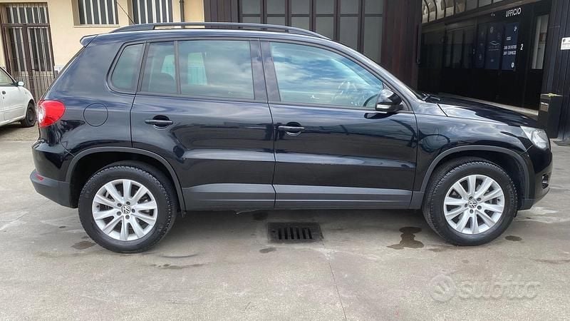Usata VW Tiguan Trendline 149 CV (109 kW) 2010 Nero SUV