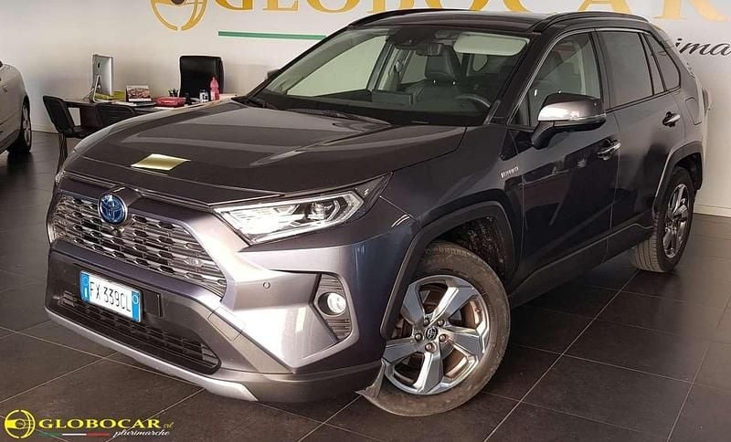 Usata Toyota RAV4 Lounge 222 CV (163 kW) 2019 Grigio SUV
