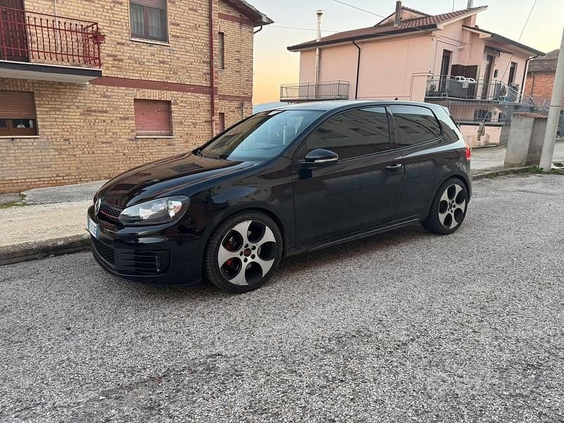 Usata VW Golf GTI 210 CV (154 kW) 2011 Coupé