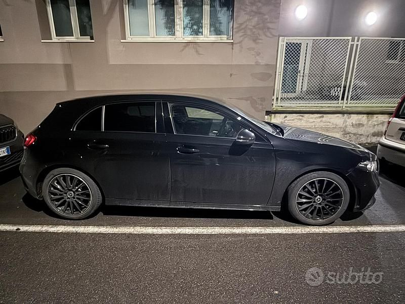 Usata Mercedes A180 Premium 136 CV (100 kW) 2023 Nero Berlina